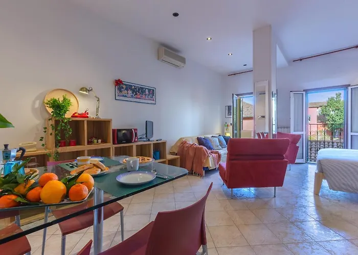 Guesthost - Santa Maria Dei Servi X3