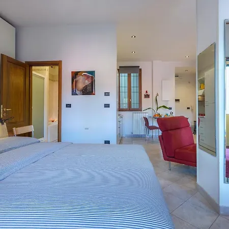 Santa Maria Dei Servi X3 * Болонья