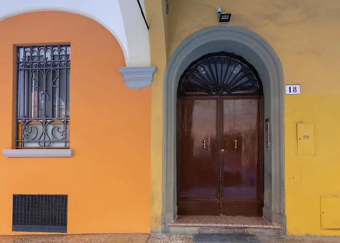 Guesthost - Santa Maria Dei Servi X3 * بولونيا